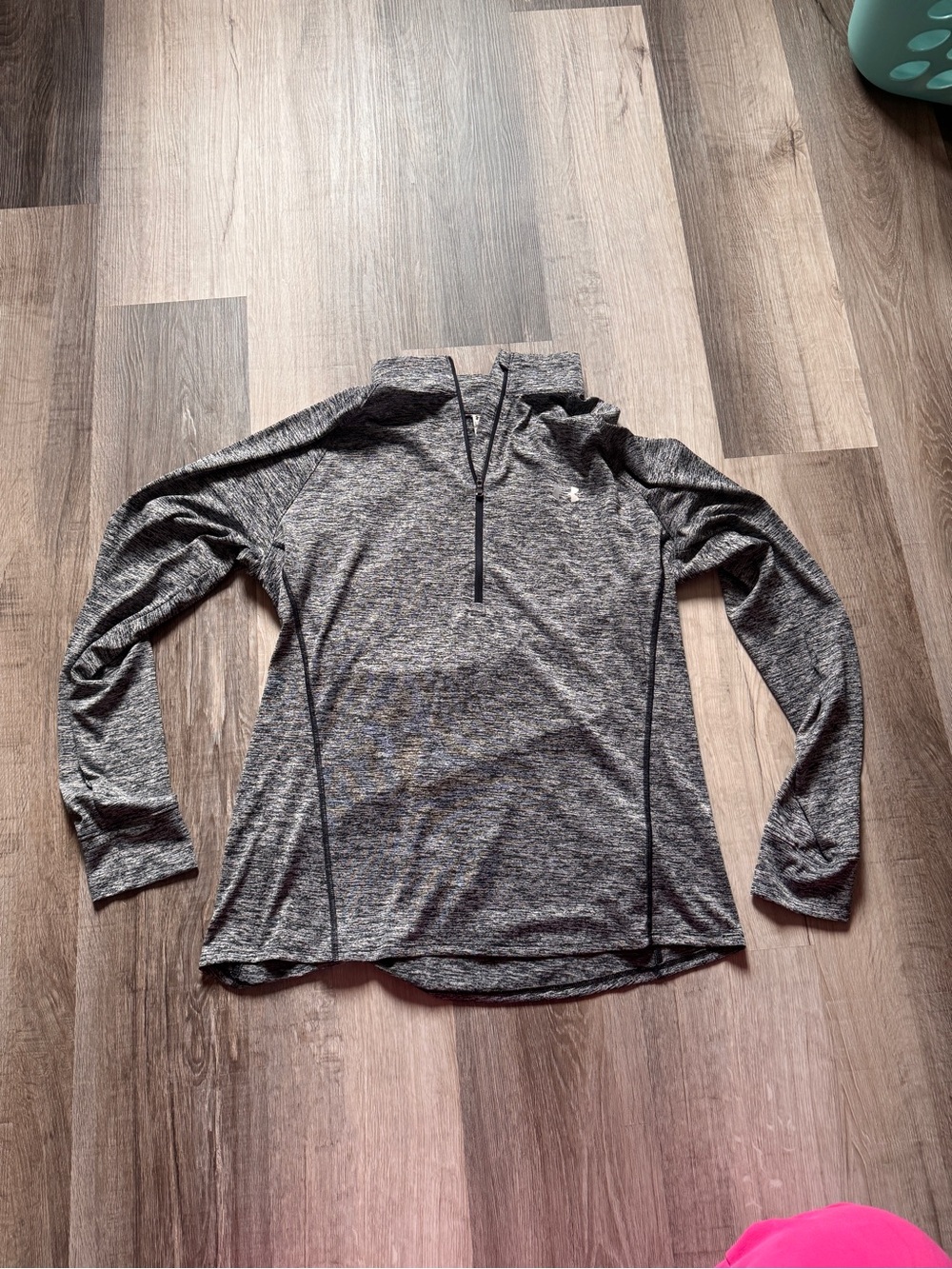 Under Armour Gray Marled Womans Long-Sleeve Quarter-Zip Top